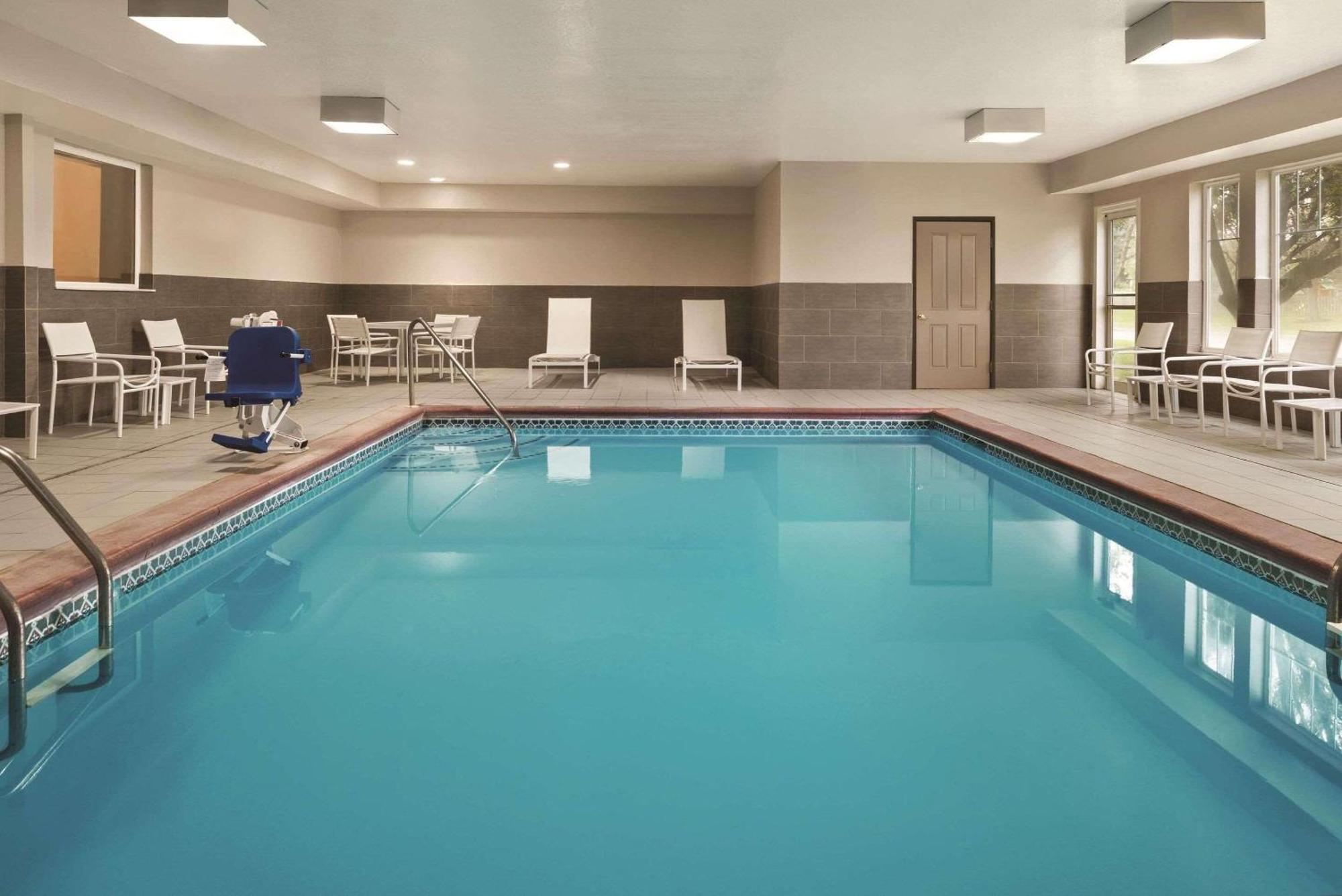 ‪‪Country Inn & Suites By Carlson Indianapolis-South‬‬  المظهر الخارجي الصورة